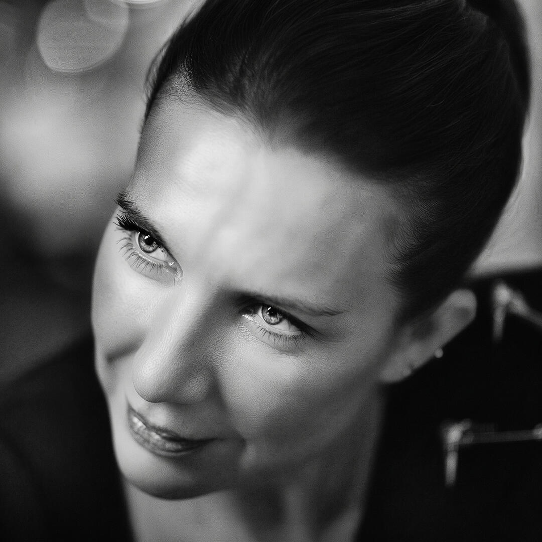 Elegant Beauty Elegant Beauty